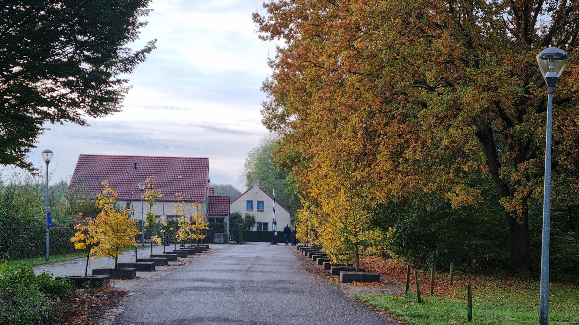 Het Huys Ewijk Mooi Luxe En Een Laadpaal Luaran gambar