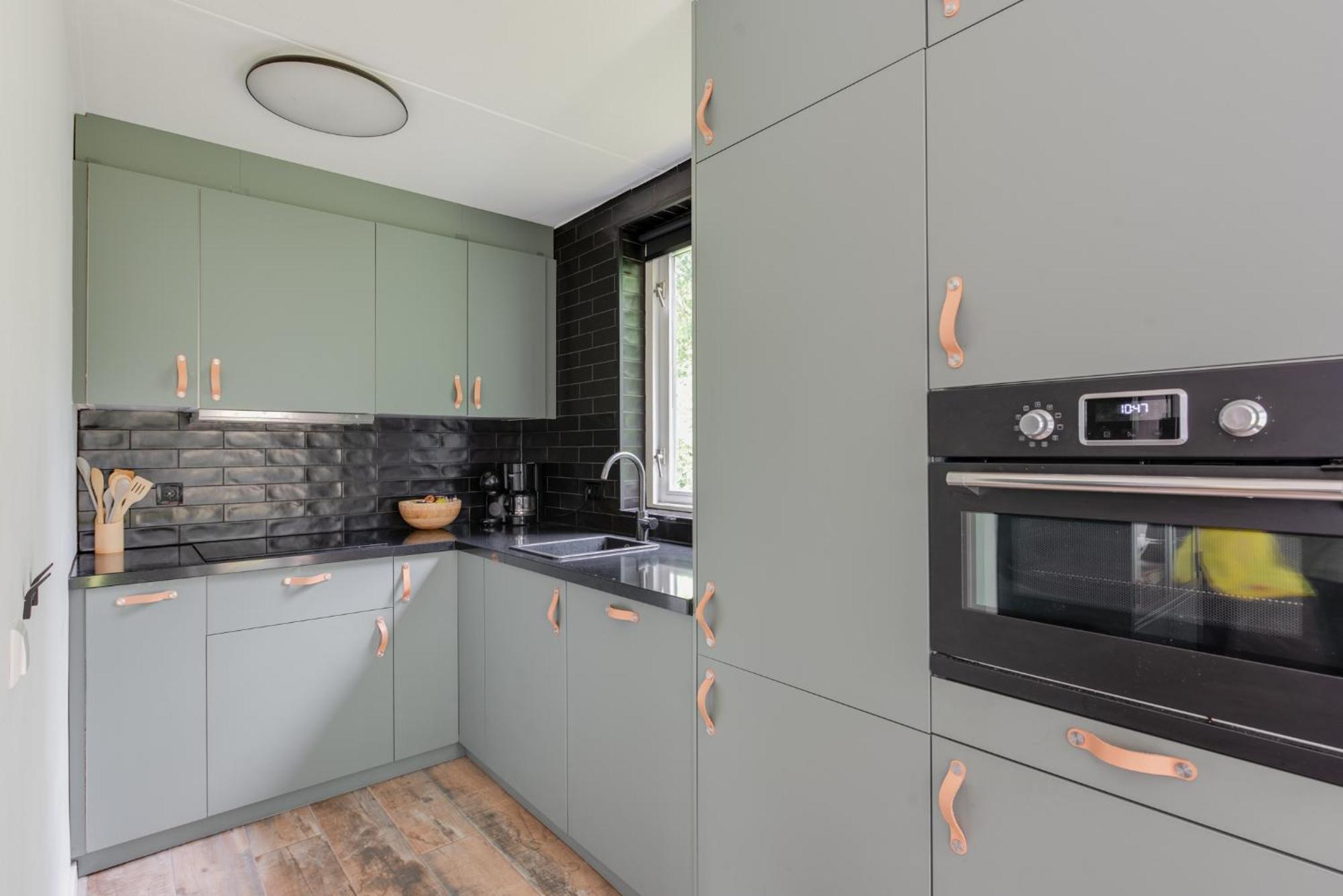 Het Huys Ewijk Mooi Luxe En Een Laadpaal Luaran gambar