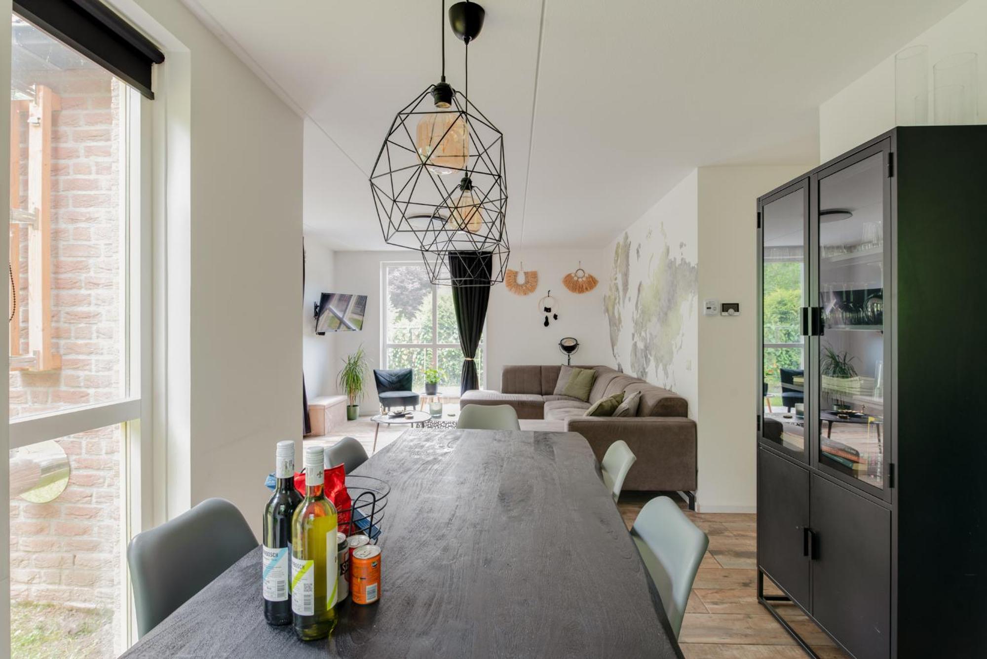 Het Huys Ewijk Mooi Luxe En Een Laadpaal Luaran gambar