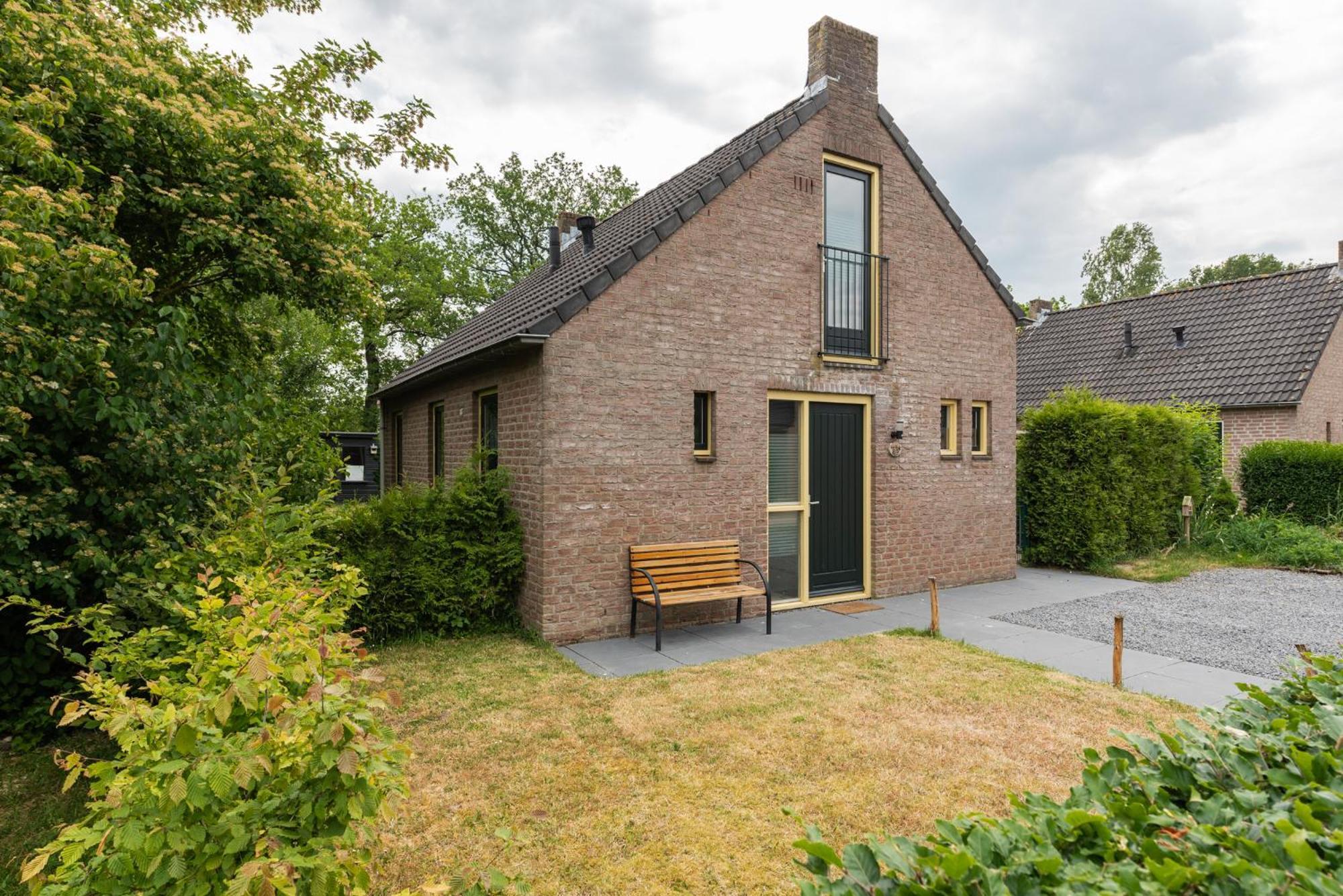 Het Huys Ewijk Mooi Luxe En Een Laadpaal Luaran gambar